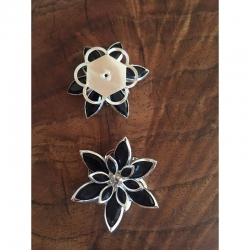 968Strassblume schwarz, auch als verbinder verwendbar. 35x30mm
